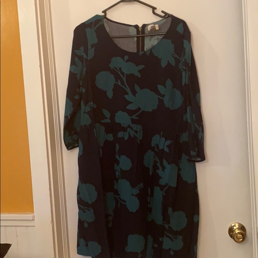 Old Navy dress